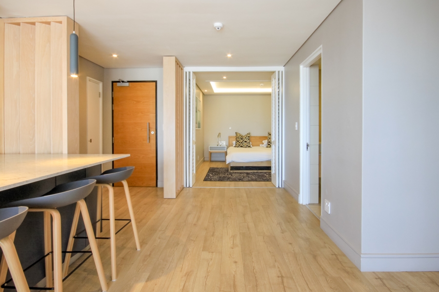 To Let 2 Bedroom Property for Rent in Sea Point Western Cape